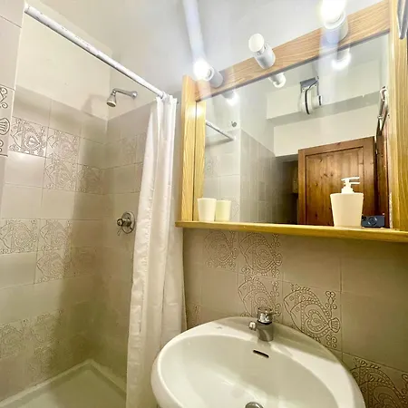 Punta Est Quadrilocale Vista Mare