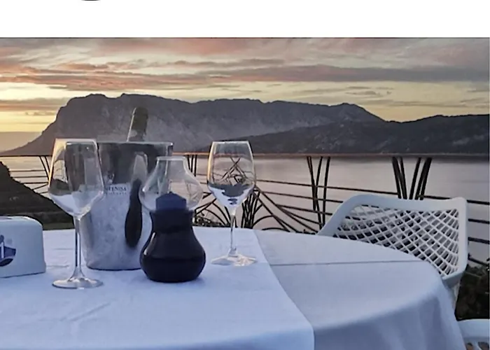 شقة Punta Est Quadrilocale Vista Mare كابو كودا كافالو